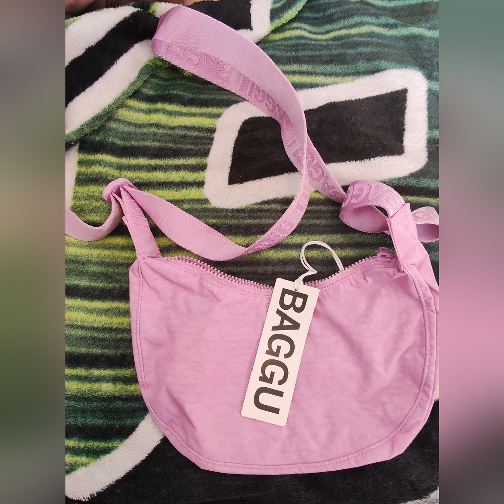 Baggu small crescent Peony